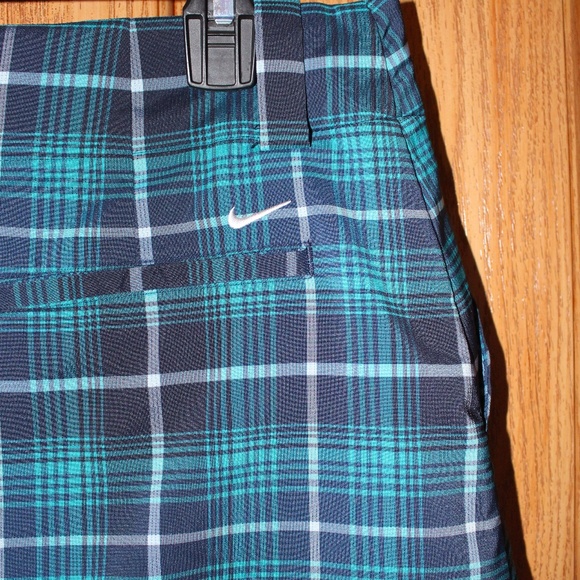 Nike, Golf Athlete Skort Dry fit Plaid Blue skirt - Picture 4 of 9